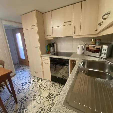 Cosy In Heritage Protected Swiss Apartamento Entrelagos